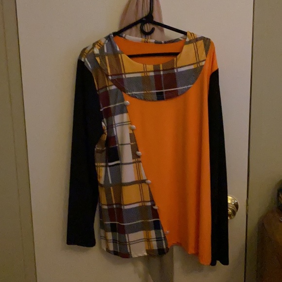 Clothes - Picture 9 of 16